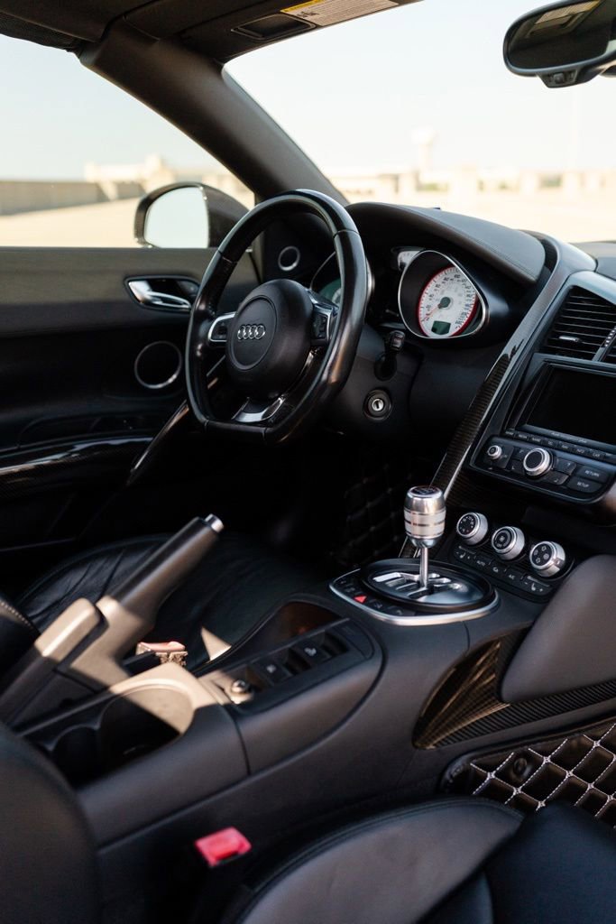 Used 2012 Audi R8 V10 AWD/4WD image 23