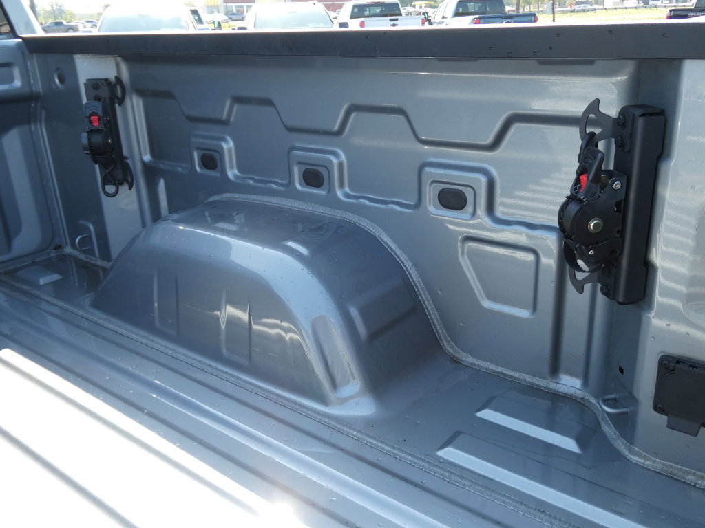 Used 2025 Chevrolet Silverado 1500 LT Trail Boss w/ Convenience Package II AWD/4WD image 17