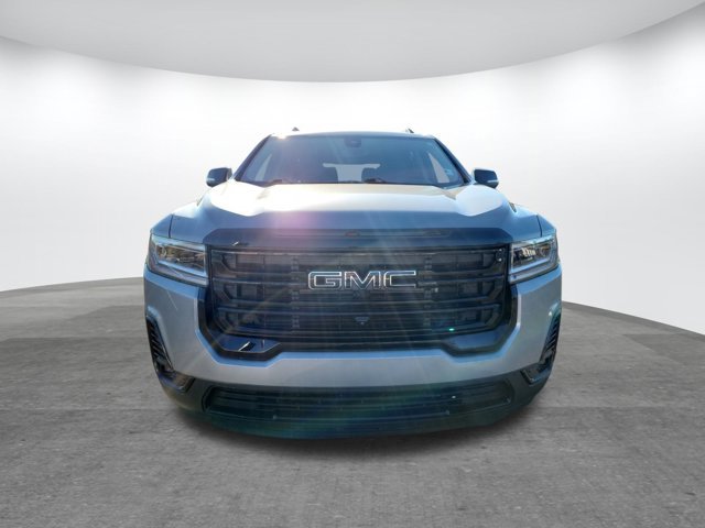 Used 2023 GMC Acadia SLT w/ Elevation Edition image 2