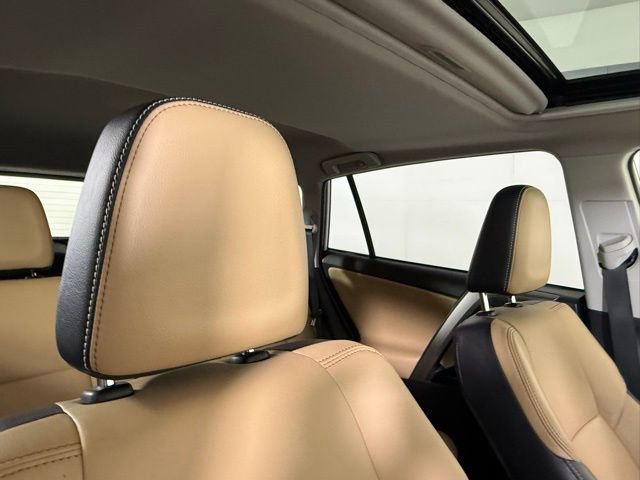 Used 2018 Toyota RAV4 Limited image 34