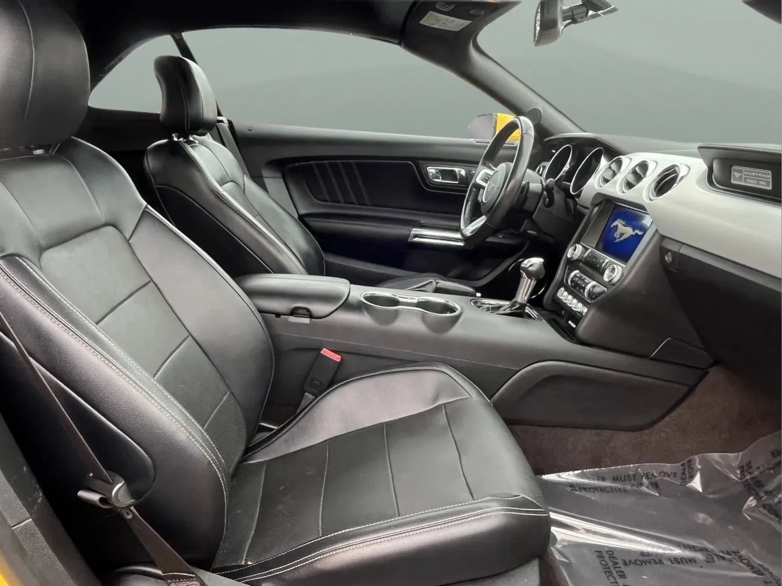Used 2016 Ford Mustang Premium w/ Equipment Group 201A RWD image 20