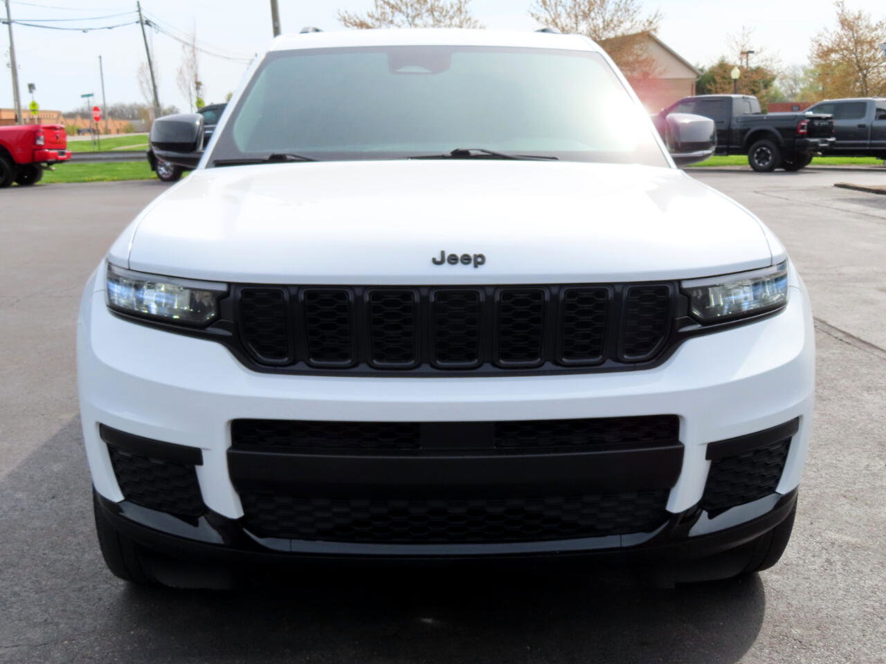 Used 2021 Jeep Grand Cherokee L Laredo image 9