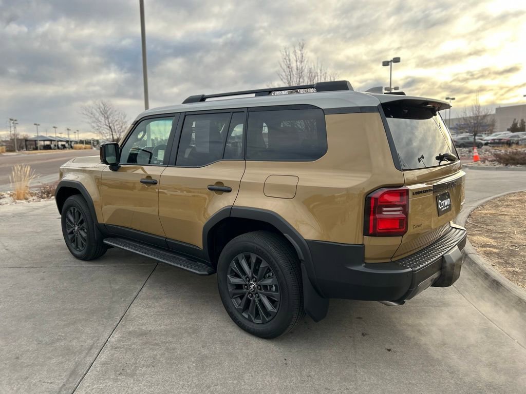 Used 2025 Toyota Land Cruiser image 5