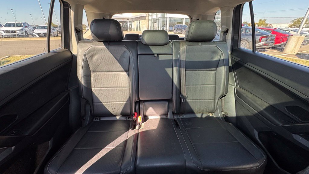 Used 2021 Volkswagen Tiguan SEL FWD image 28