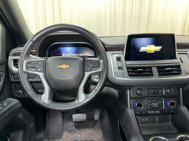 Used 2022 Chevrolet Suburban LT w/ Luxury Package AWD/4WD image 16
