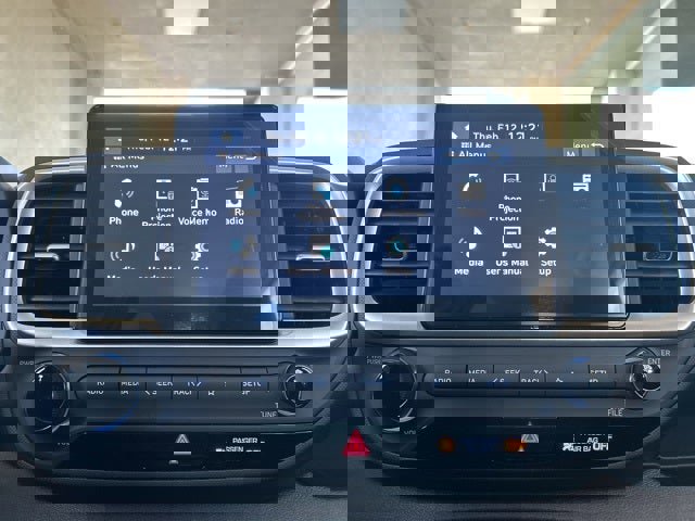 New 2026 Hyundai Venue SE image 11