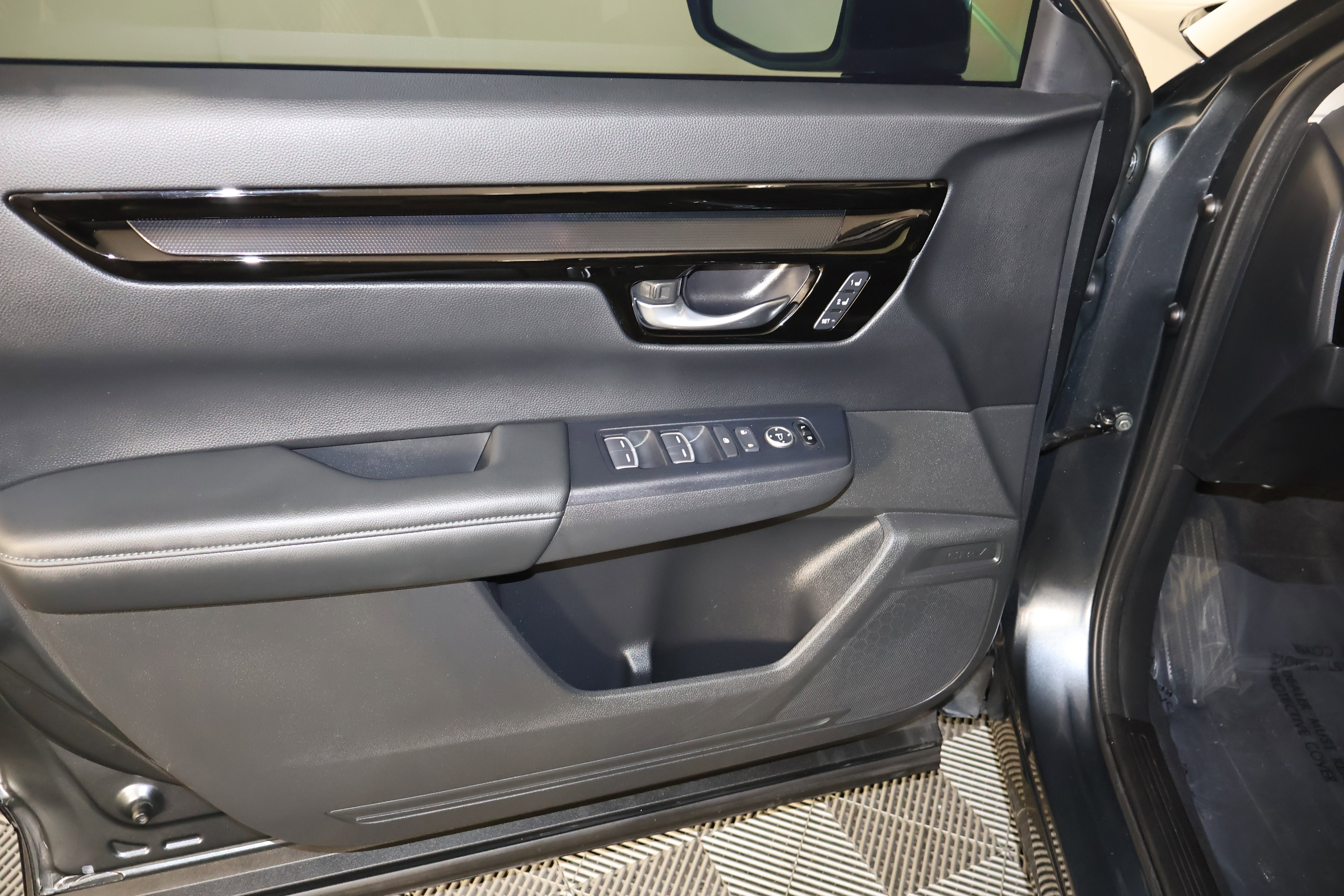 Used 2024 Honda CR-V EX-L image 37