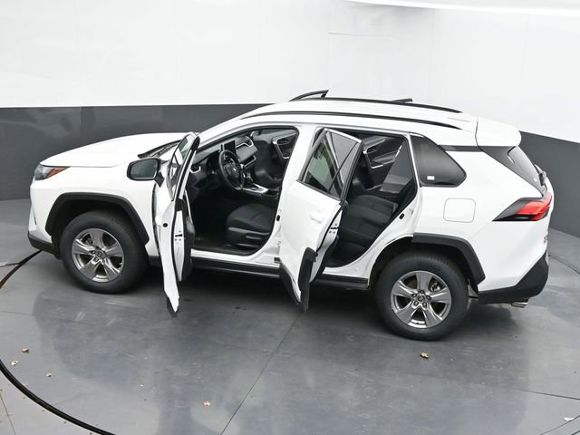 Used 2024 Toyota RAV4 LE AWD/4WD image 59