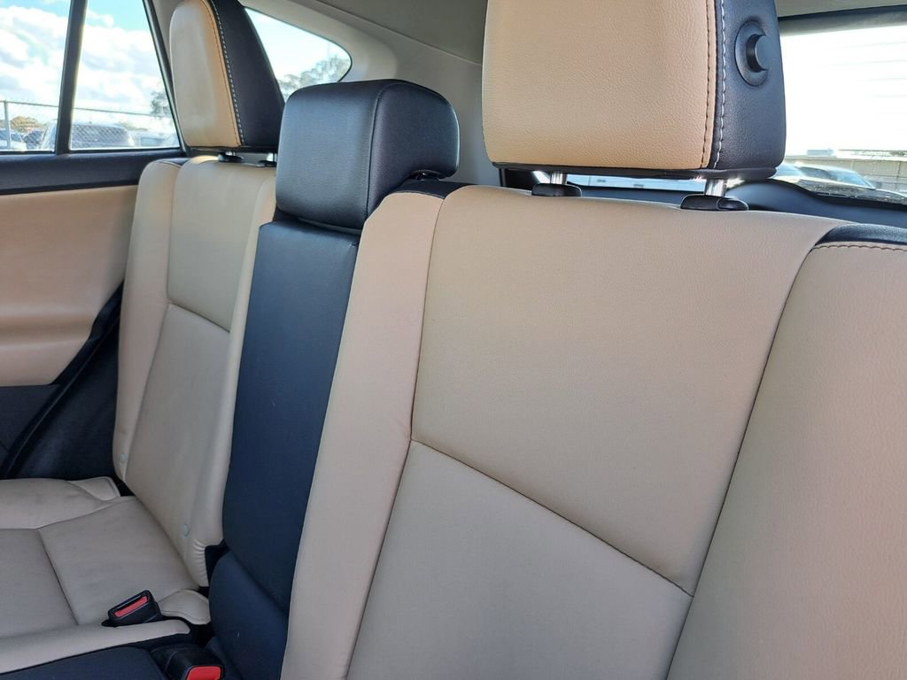 Used 2017 Toyota RAV4 Limited image 23