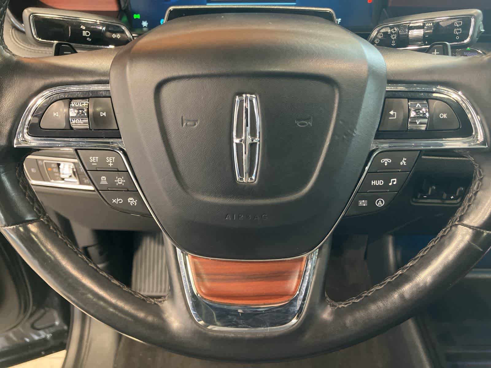 Used 2023 Lincoln Navigator Reserve w/ Equipment Group 201A image 18