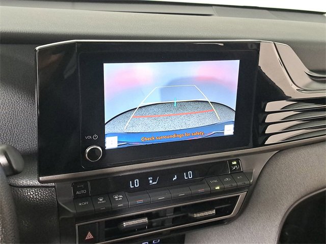 Used 2025 Toyota Camry LE w/ Convenience Package image 29