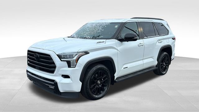 Used 2025 Toyota Sequoia Limited w/ Tow Technology Package image 3