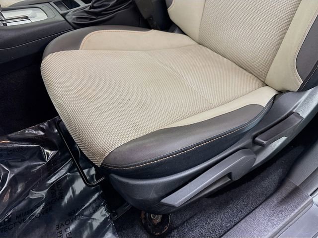 Used 2017 Subaru Crosstrek 2.0i Premium w/ Moonroof Package image 18