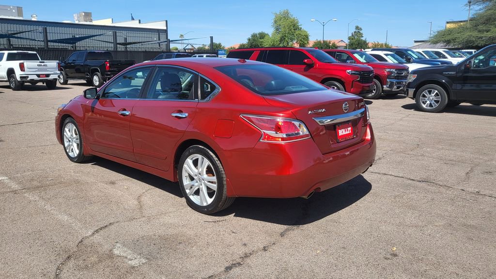 Used 2015 Nissan Altima 3.5 SL FWD image 6