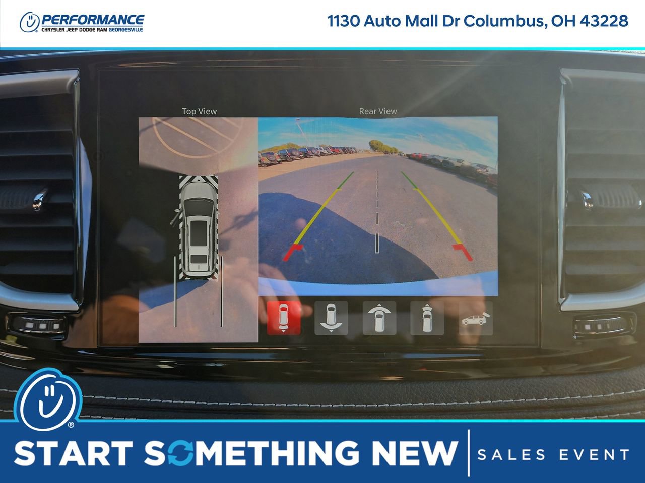 New 2026 Chrysler Pacifica Select image 26