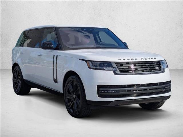 Used 2023 Land Rover Range Rover Long Wheelbase SE AWD/4WD image 3