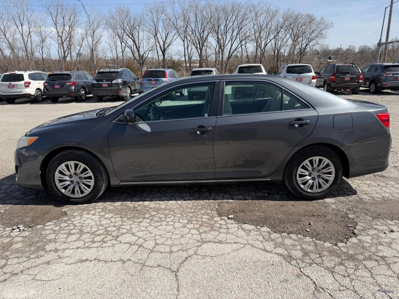 Used 2012 Toyota Camry LE image 6