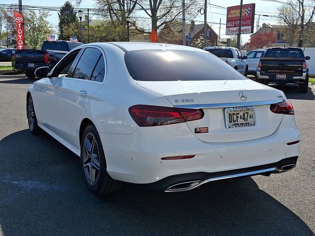 Used 2022 Mercedes-Benz E 350 4MATIC Sedan image 4