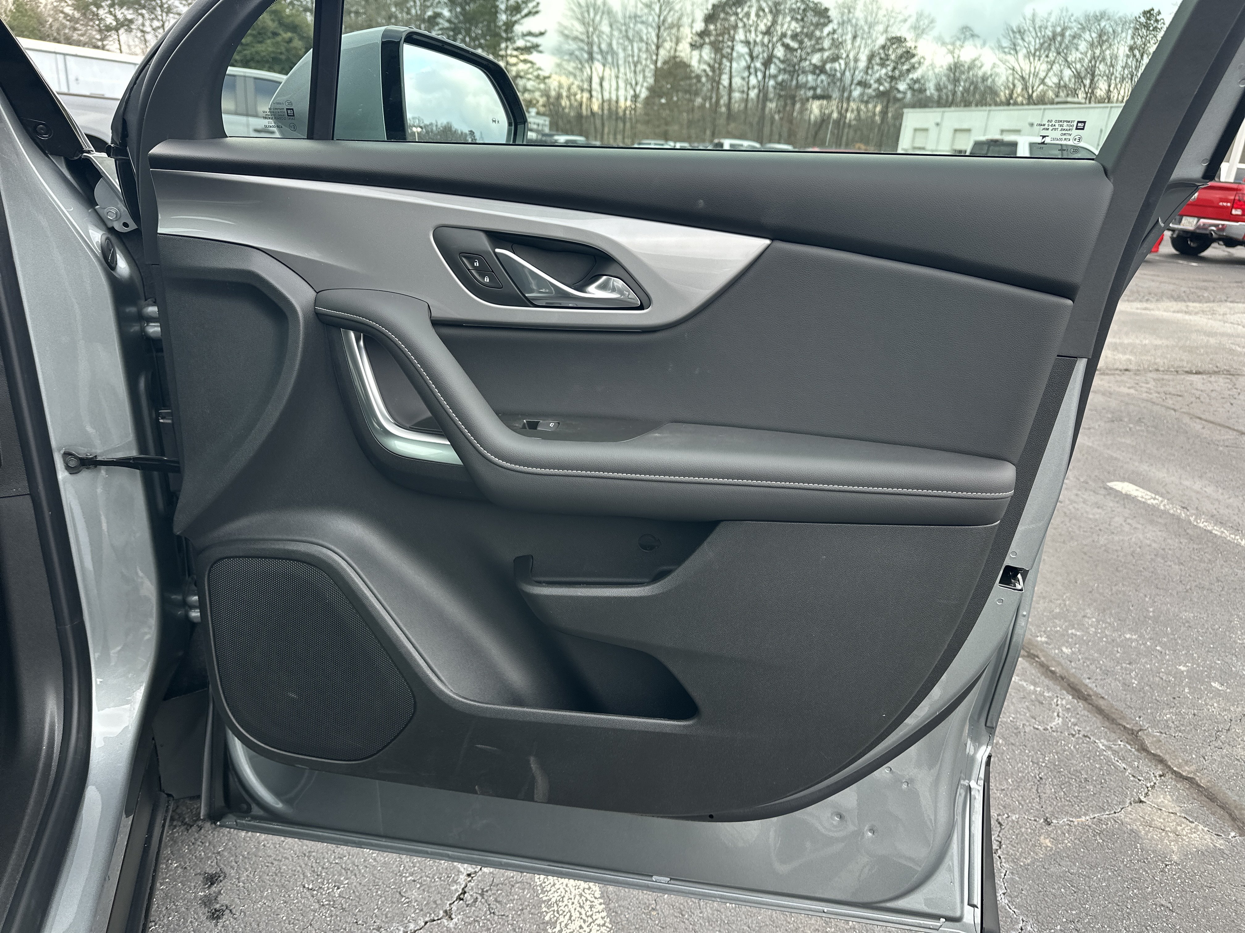 New 2026 Chevrolet Blazer LT w/ Convenience Package FWD image 16