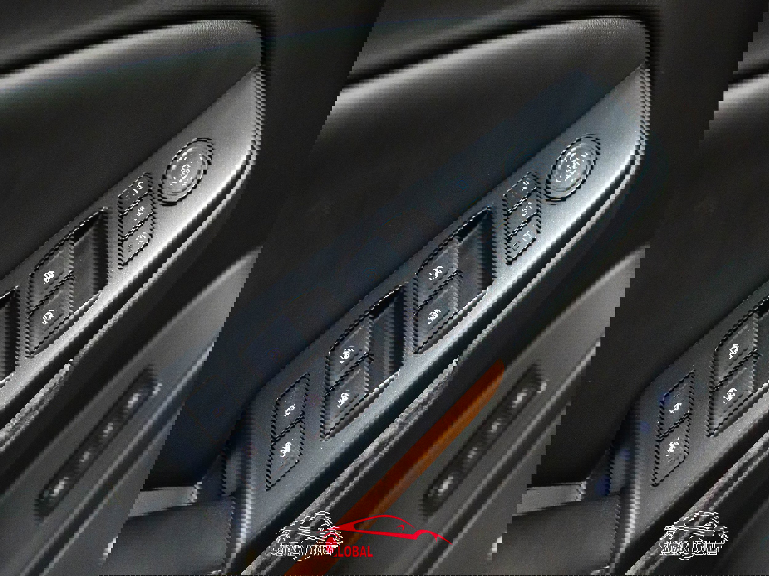 Used 2017 Chevrolet Suburban Premier image 39