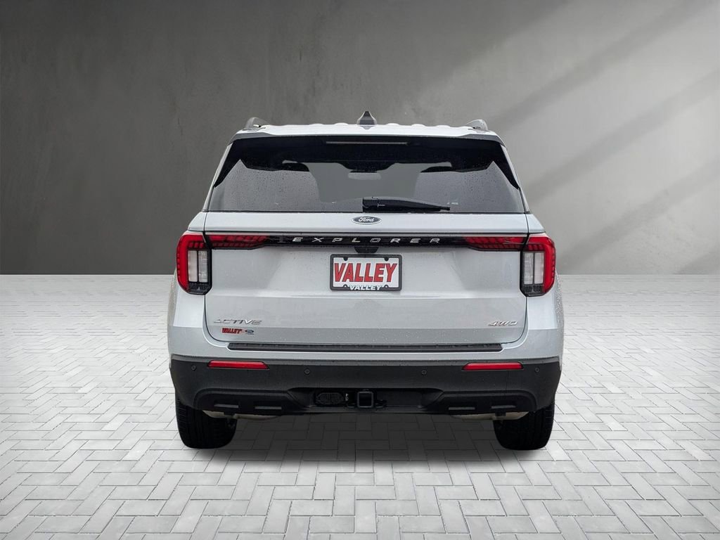 New 2026 Ford Explorer Active image 7