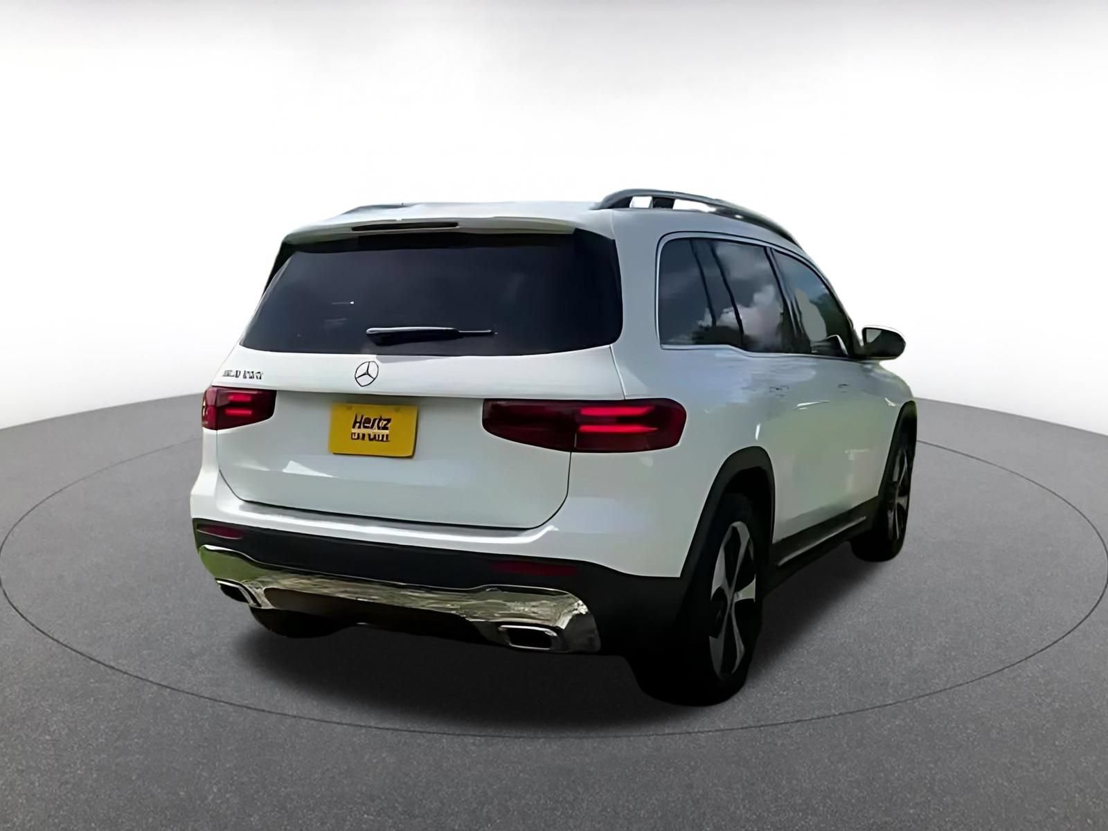 Used 2025 Mercedes-Benz GLB 250 image 14