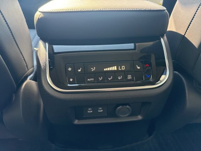 New 2026 INFINITI QX80 Pure w/ Cargo Package AWD/4WD image 27