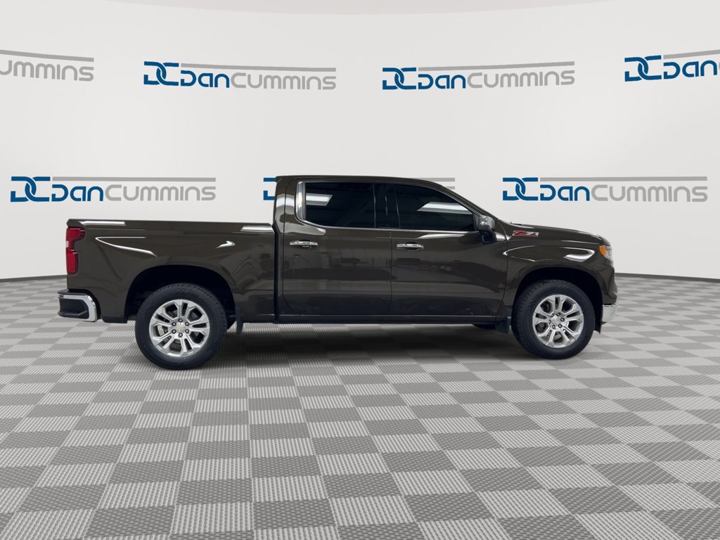 Used 2023 Chevrolet Silverado 1500 LTZ w/ Z71 Off-Road Package AWD/4WD image 9