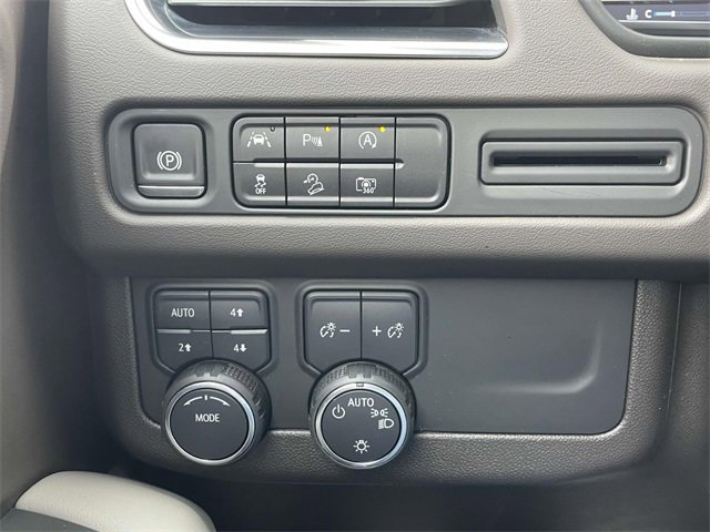 Certified 2024 Chevrolet Tahoe Z71 w/ Luxury Package image 26