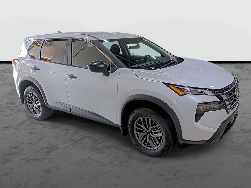 Certified 2025 Nissan Rogue S image 5