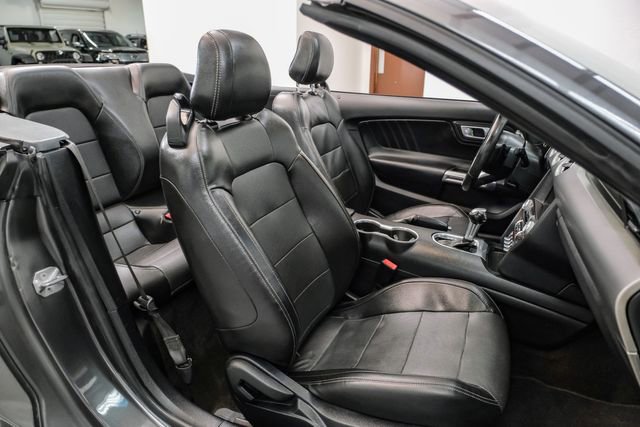 Used 2018 Ford Mustang Premium image 39