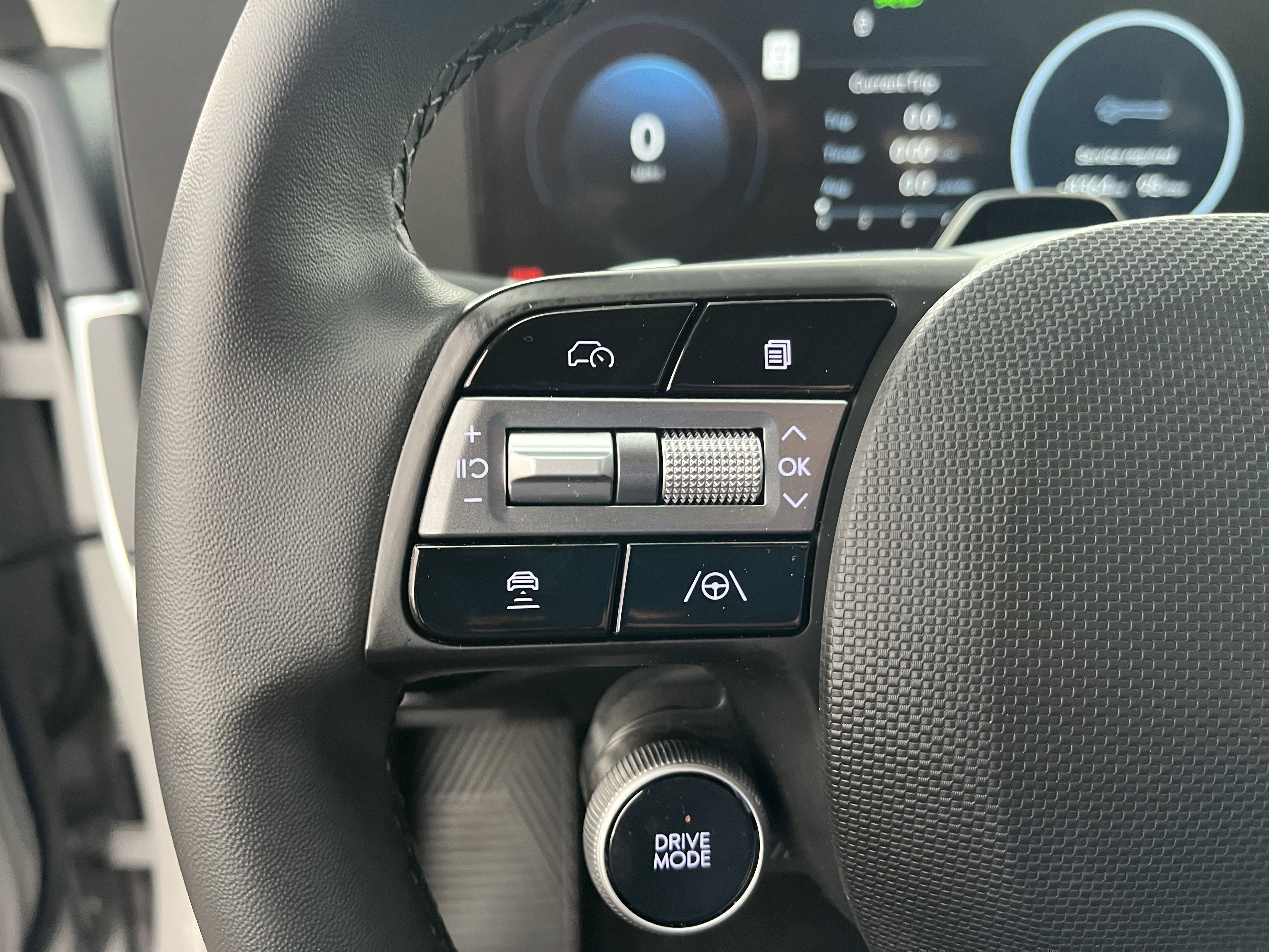 Used 2025 Hyundai Ioniq 5 SE image 17