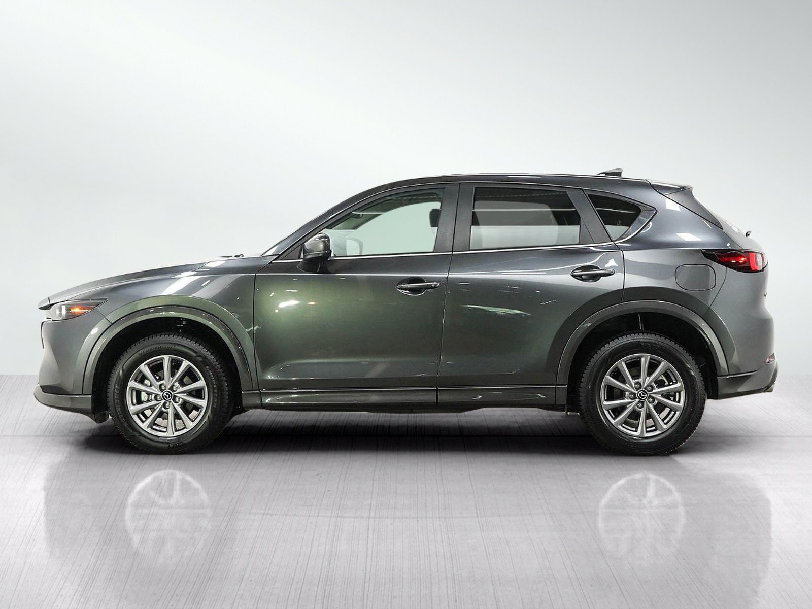 Used 2024 MAZDA CX-5 AWD 2.5 S w/ Preferred Package image 2