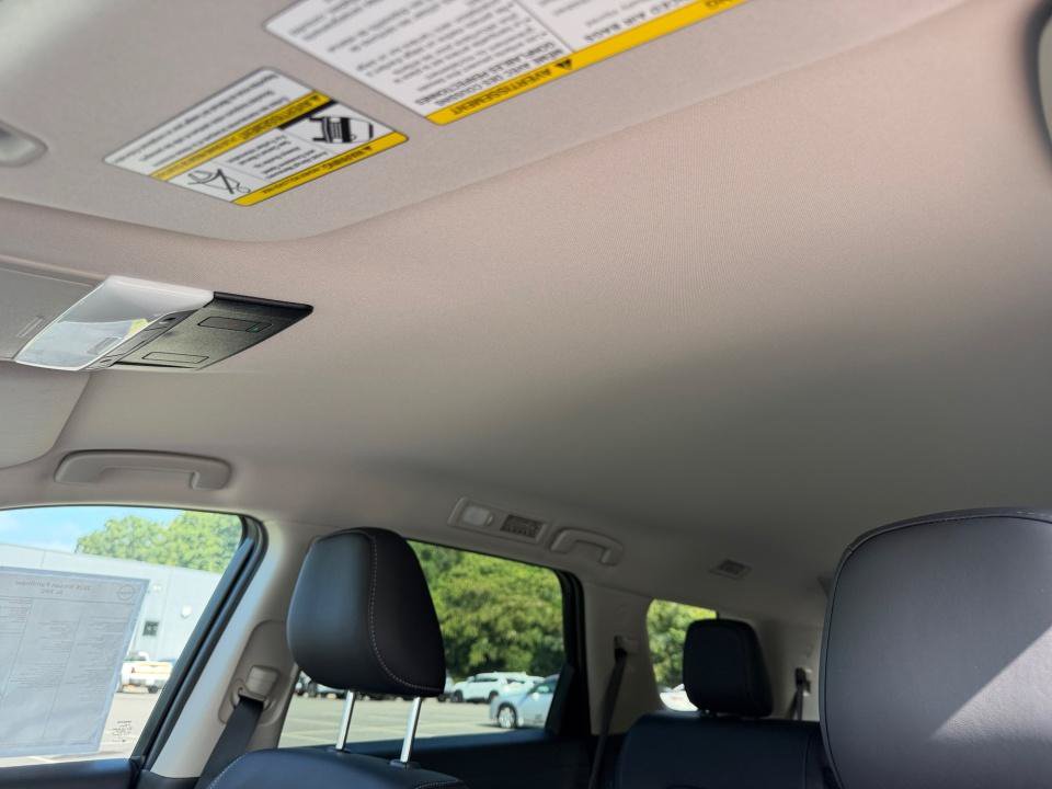 New 2026 Nissan Pathfinder SL FWD image 21