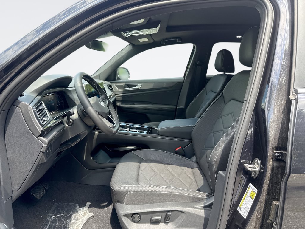 New 2026 Volkswagen Atlas Cross Sport SE AWD/4WD image 13
