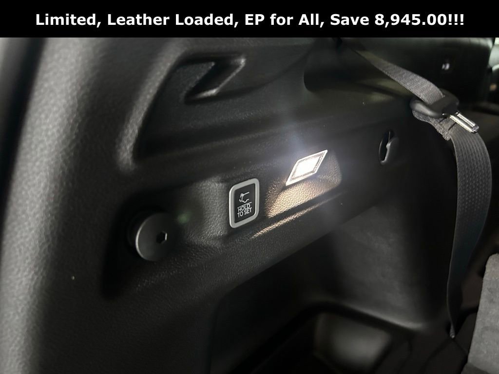 New 2025 Jeep Grand Cherokee L Limited w/ Luxury Tech Group II image 16