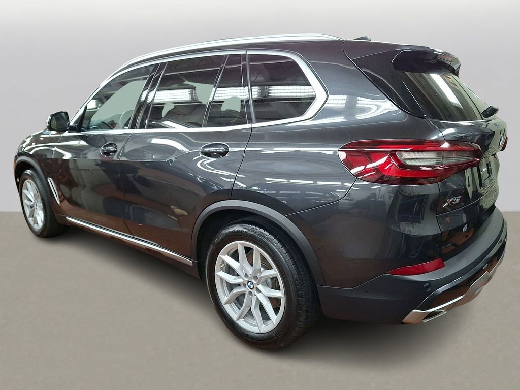 Used 2023 BMW X5 xDrive40i w/ Premium Package AWD/4WD image 5