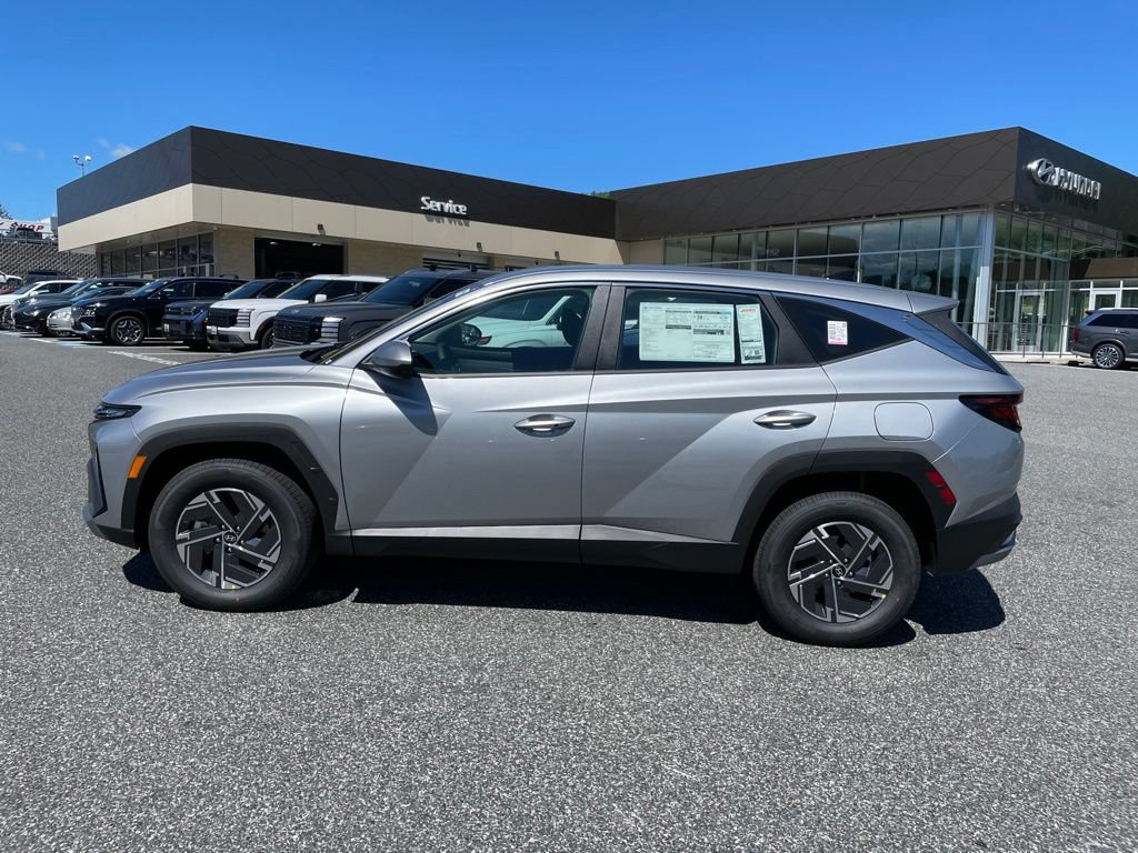 New 2026 Hyundai Tucson Blue SE AWD/4WD image 4