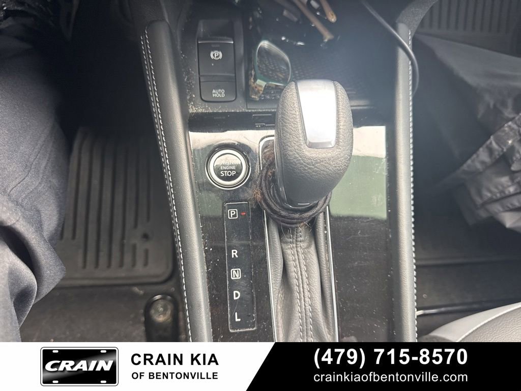 Used 2023 Nissan Kicks SR w/ SR Premium Package FWD image 20