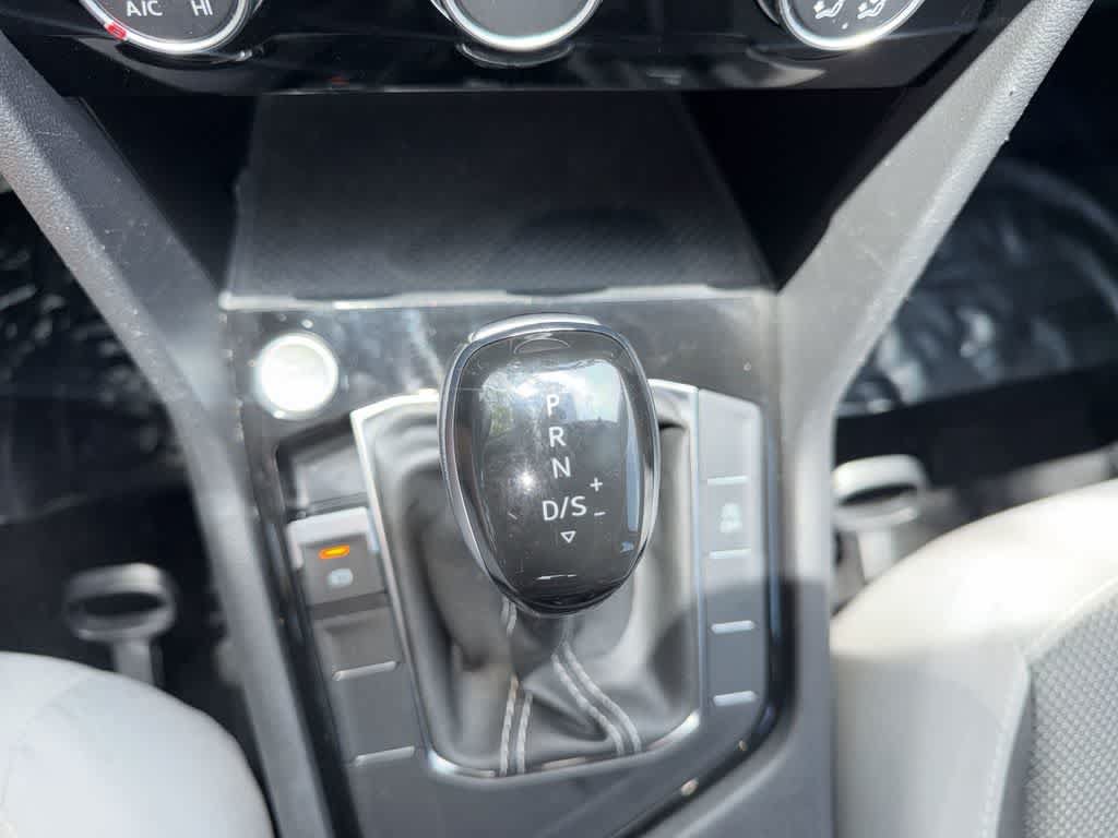 Certified 2024 Volkswagen Taos S FWD image 21