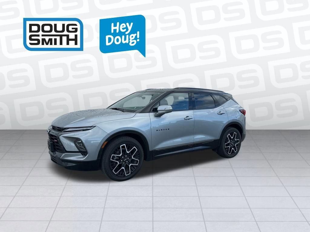 Used 2024 Chevrolet Blazer RS w/ Driver Confidence II Package image 1
