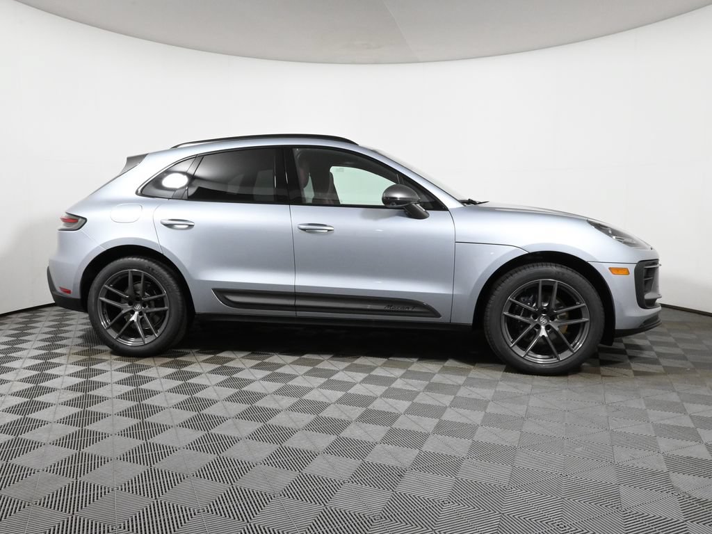 Used 2026 Porsche Macan AWD/4WD image 8