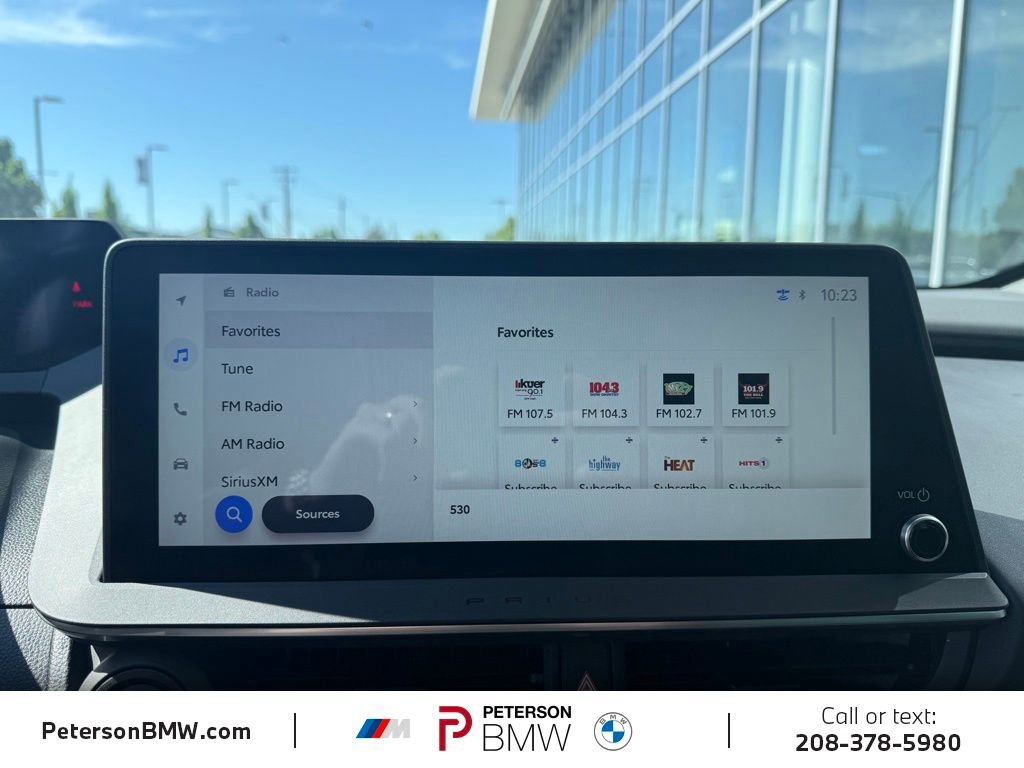 Used 2024 Toyota Prius XLE AWD/4WD image 25