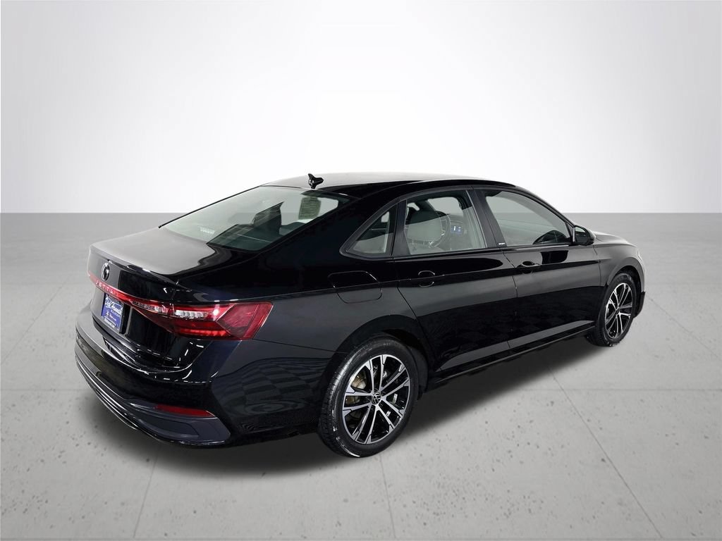 Certified 2025 Volkswagen Jetta Sport FWD image 7