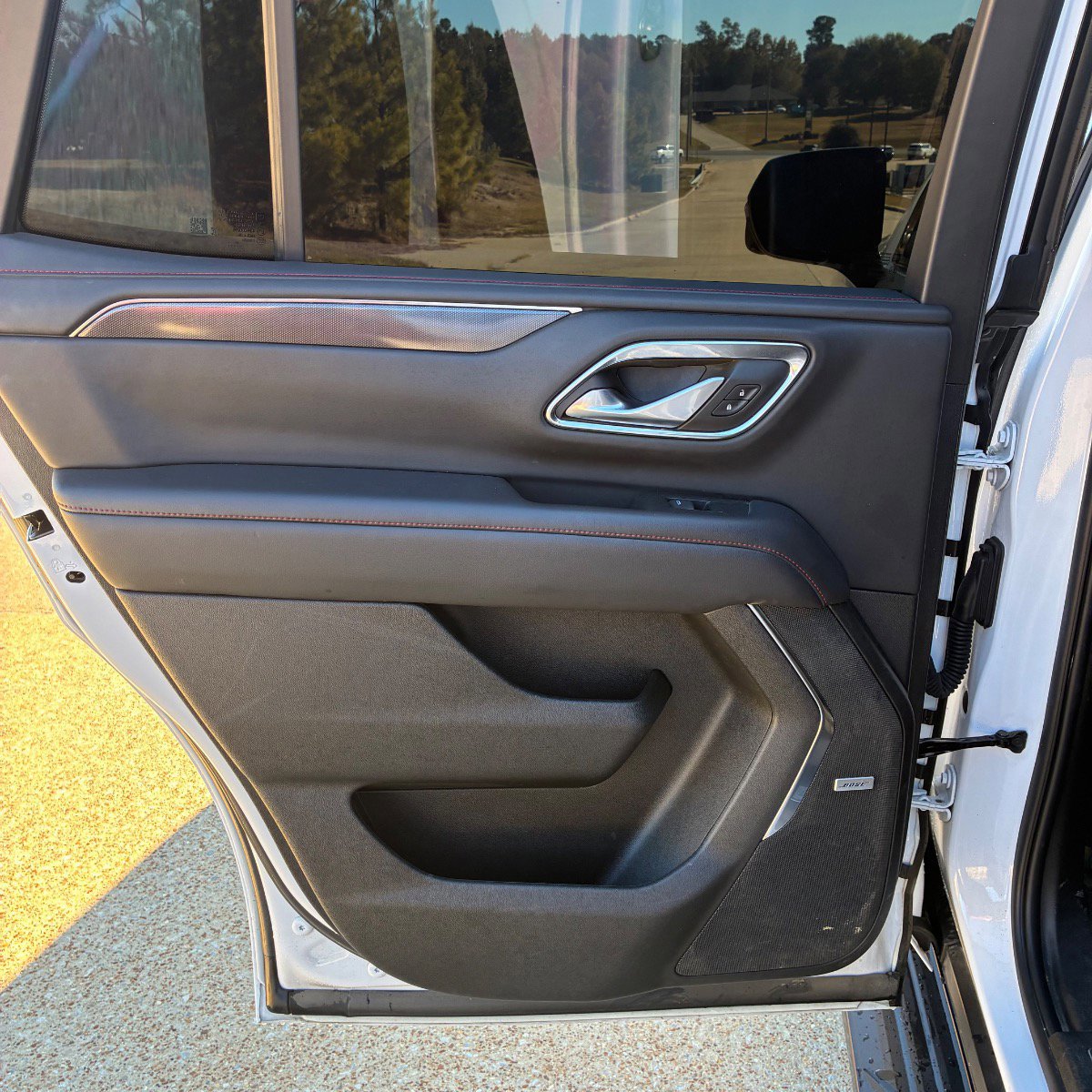 Used 2022 Chevrolet Tahoe RST w/ Luxury Package image 28