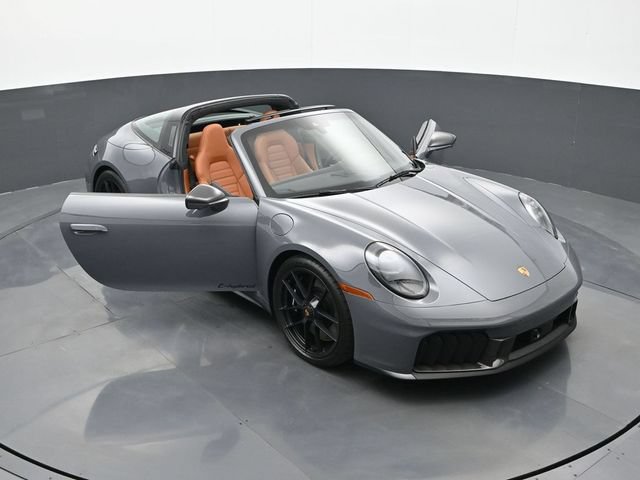 Used 2026 Porsche 911 Targa 4 GTS AWD/4WD image 28