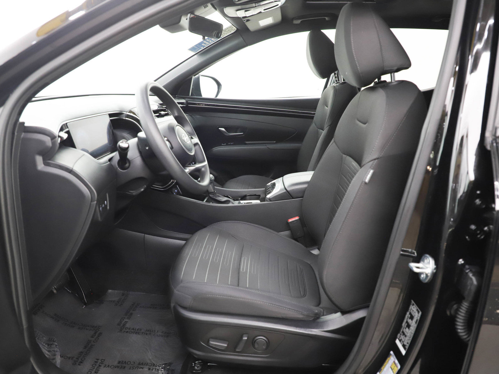 Used 2024 Hyundai Santa Cruz SEL w/ Activity Package image 16