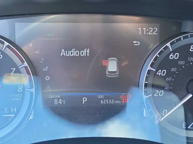 Used 2024 Toyota Highlander LE FWD image 24