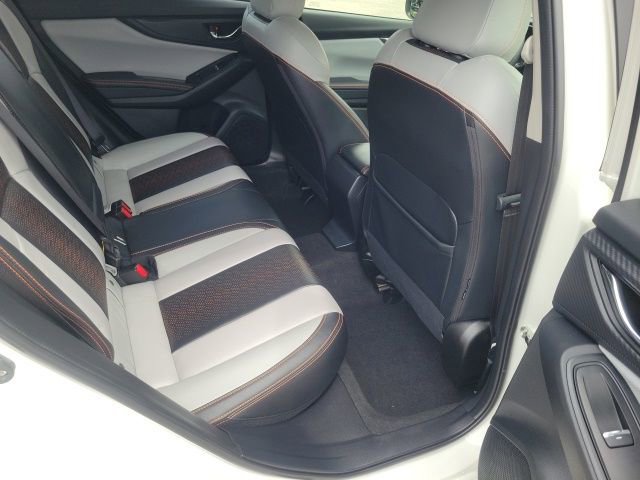Used 2023 Subaru Crosstrek 2.5i Limited AWD/4WD image 11