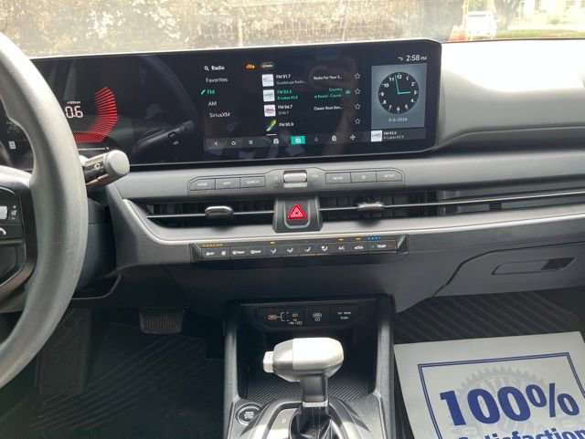 Used 2025 Kia K4 FWD image 30